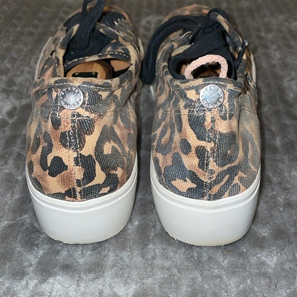 Steve Madden Leopard Print Platform Sneakers. Size 9.5. EMMI. - Picture 3 of 8